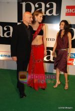 at Paa premiere in Mumbai on 3rd Dec 2009 (59).JPG